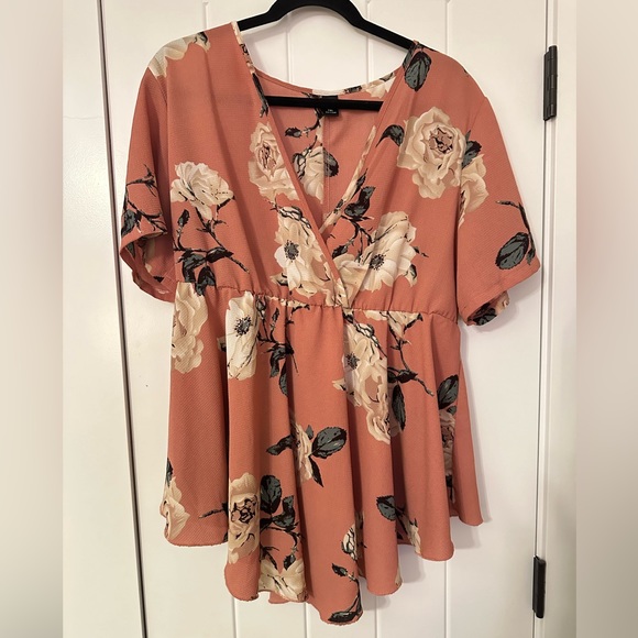 SHEIN 1X flower top - Picture 5 of 7